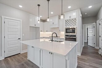 7002 SW Basswood Ave in Bentonville, AR - Building Photo - Building Photo