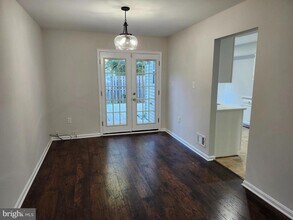 4884 Saltwater Dr in Dumfries, VA - Building Photo - Building Photo