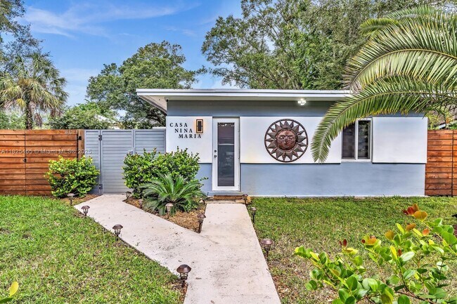 property at 1517 SW 25th St