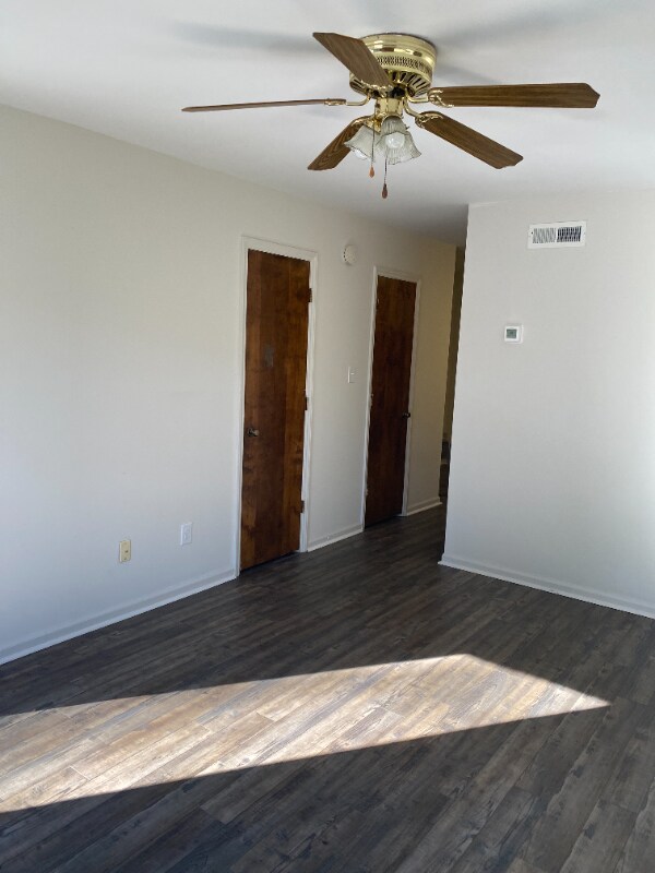 441 9th Ave NE-Unit -Right in Hickory, NC - Building Photo - Building Photo