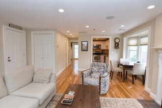 21 Main St in Boston, MA - Building Photo - Building Photo