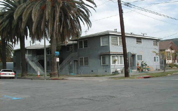 500 Maine Ave in Long Beach, CA - Building Photo - Building Photo