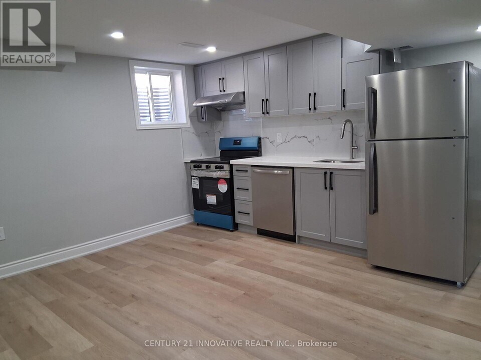 69 Luella Crescent in Brampton, ON - Building Photo