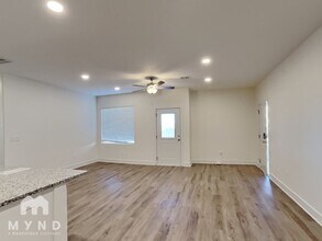 5812 E Bristol Cir in Bel Aire, KS - Building Photo - Building Photo