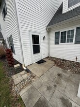 119 Lucas Dr in Dresden, OH - Building Photo - Building Photo