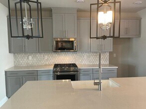 1112 Knoxboro Ln in Woodstock, GA - Building Photo - Building Photo
