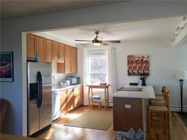 20 Lawton Ave in Tiverton, RI - Building Photo - Building Photo