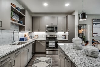 Astra Avery Ranch in Austin, TX - Foto de edificio - Building Photo