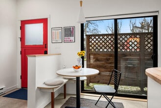 6314 11th Ave NW, Unit SI ID1473257P in Seattle, WA - Building Photo - Building Photo