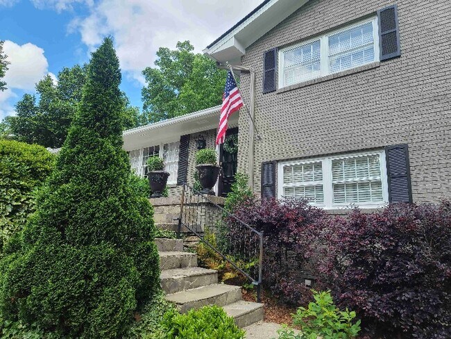 6735 River Springs Ct NW-Unit -Guest Apartment in Atlanta, GA - Building Photo - Building Photo