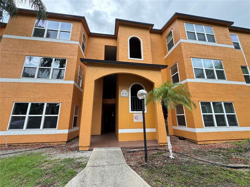 4532 Commander Dr in Orlando, FL - Building Photo