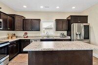 189 Moonstone Ct photo'