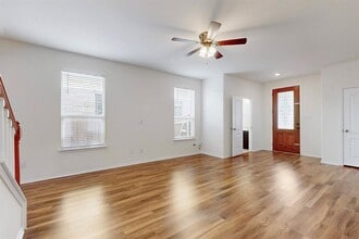 17308 Crazy Arm Rd in Round Rock, TX - Building Photo - Building Photo