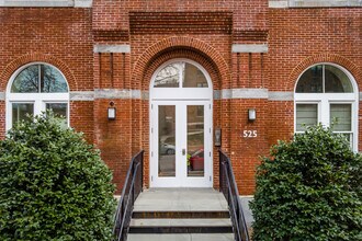 525 9th St NE in Washington, DC - Building Photo - Building Photo