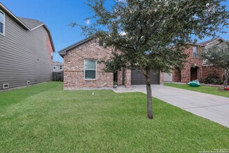 4530 Wrangler View in San Antonio, TX - Building Photo - Building Photo