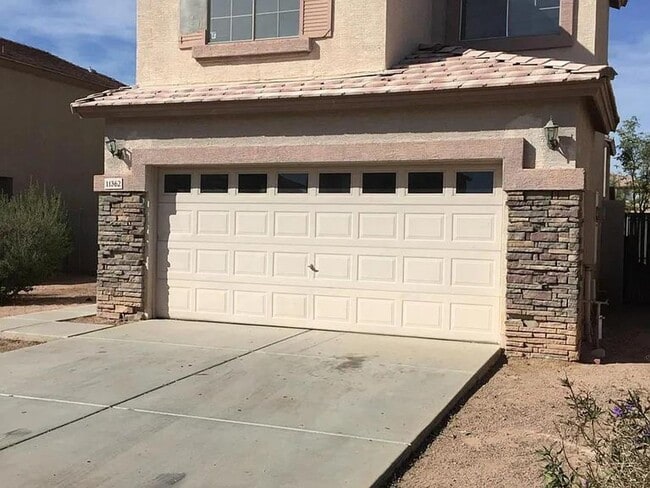 property at 11362 W Hopi St