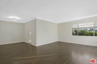 4058 9th Ave in Los Angeles, CA - Building Photo