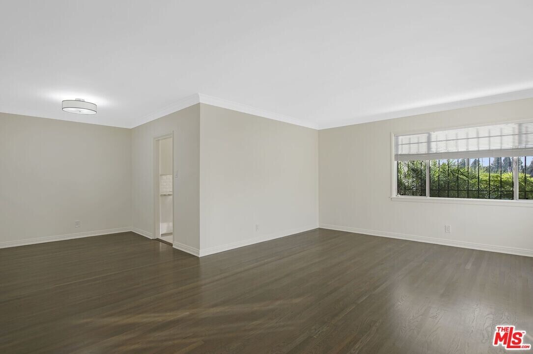 4058 9th Ave in Los Angeles, CA - Building Photo