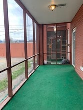 720 Indiana Ave, Unit B in Charleston, WV - Building Photo - Building Photo