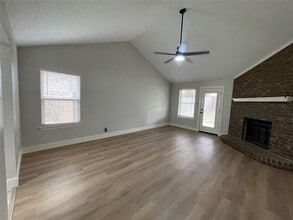 504 Sage Ln in Euless, TX - Building Photo - Building Photo