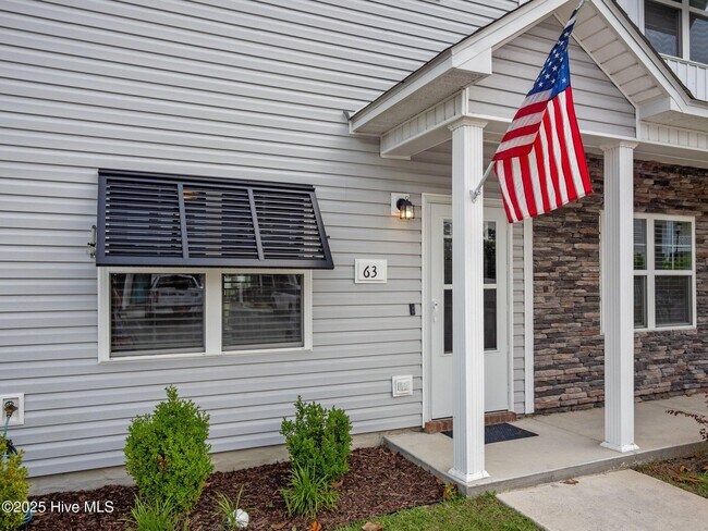 63 Outrigger Dr in Swansboro, NC - Building Photo - Building Photo