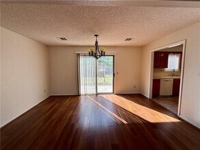 9 Dunedin Dr in Bella Vista, AR - Building Photo - Building Photo