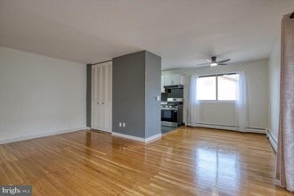 1016 W Baltimore Pike in Media, PA - Building Photo - Building Photo