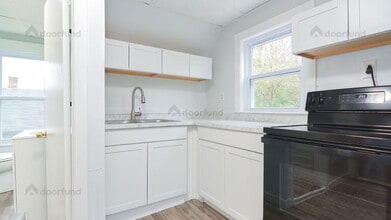 144 Franklin St in Franklin, NH - Building Photo - Building Photo