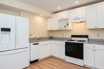 41 Bigelow Rd in Northwood, NH - Building Photo - Building Photo