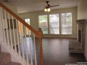 9906-9908 Ardash Ln in San Antonio, TX - Building Photo - Building Photo