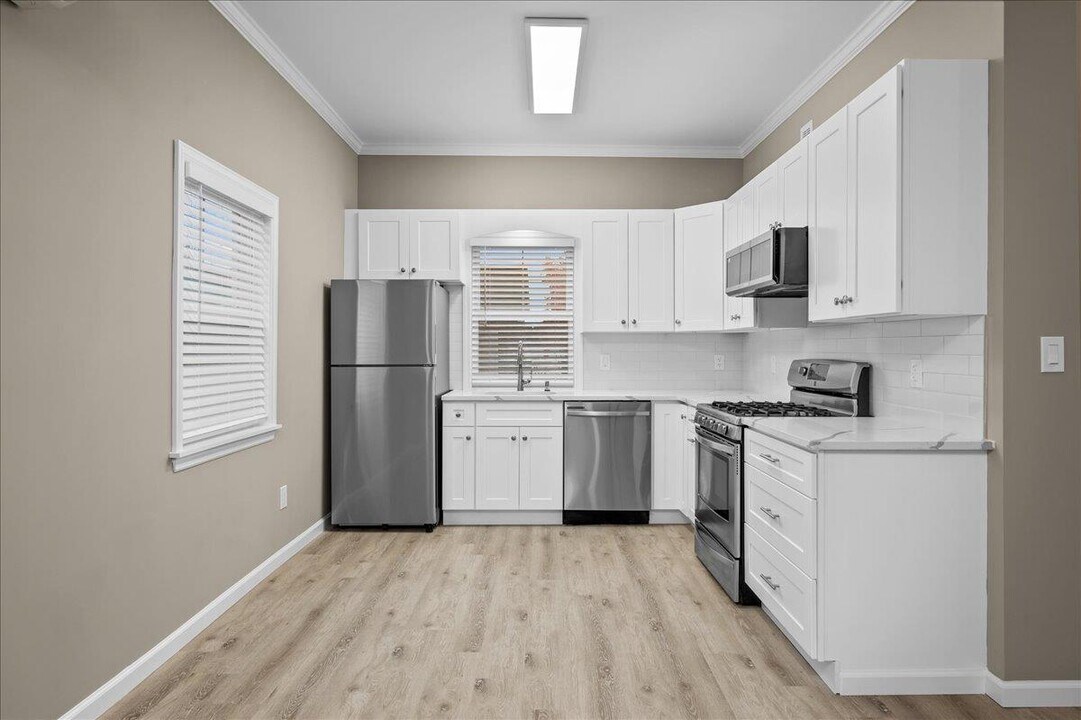 5 Madison St-Unit -1L in Harrison, NY - Building Photo