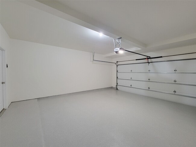 5311 Timber Ct Hollow