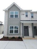 719 Crestland Ave, Unit B1 in Murfreesboro, TN - Building Photo
