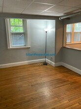 8 Avon St, Unit 1 in Cambridge, MA - Foto de edificio - Building Photo