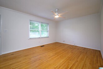 1064 Sherbrooke Dr in Birmingham, AL - Building Photo - Building Photo