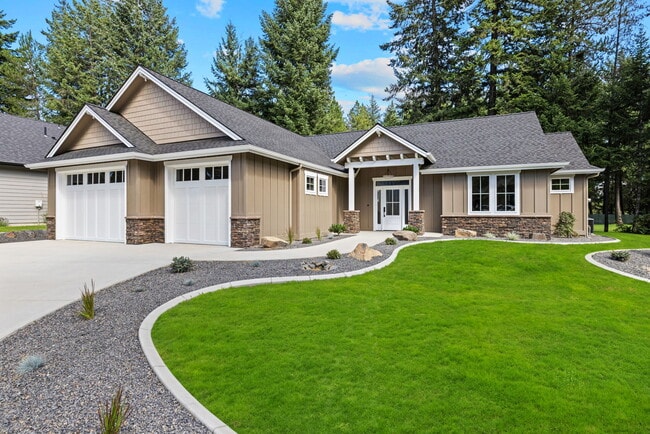 21702 N Medalist Ct in Rathdrum, ID - Building Photo - Building Photo