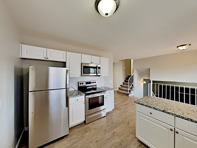 16533 E Wyoming Dr in Aurora, CO - Building Photo - Building Photo