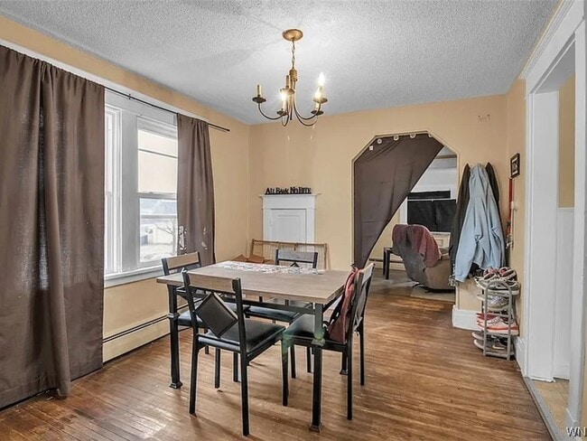 property at 11 Kaufman Dr