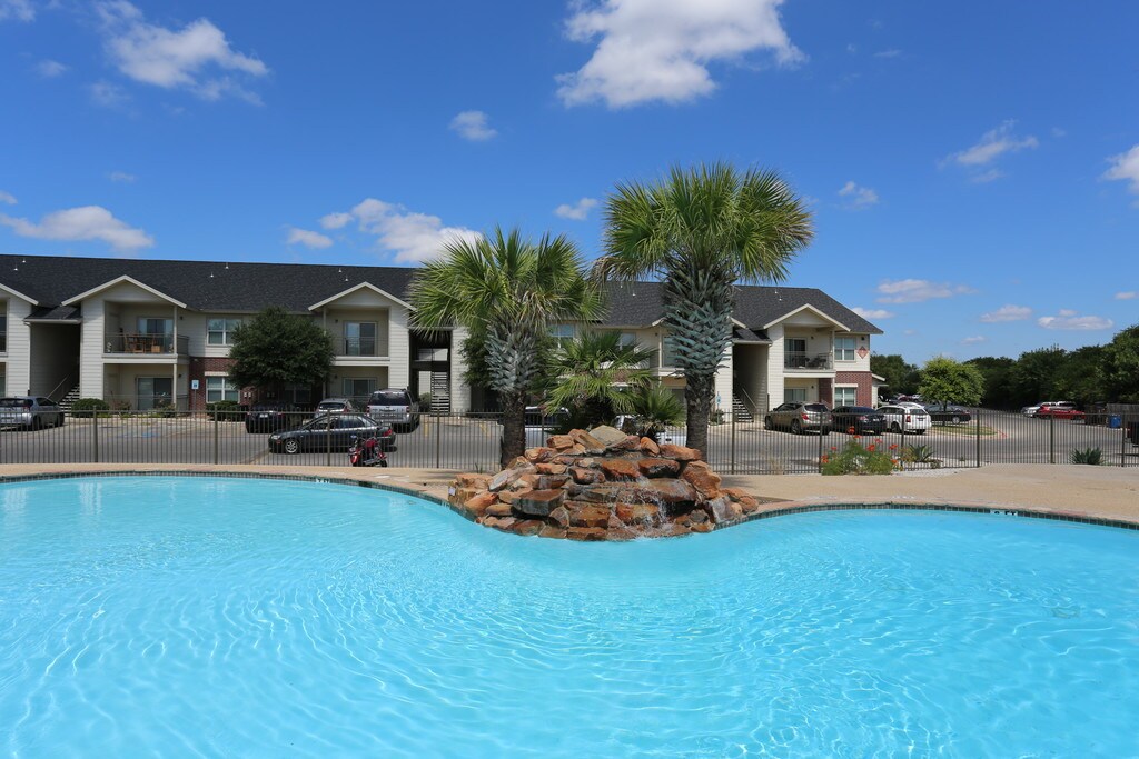 Kenzie Park San Antonio, TX Apartments