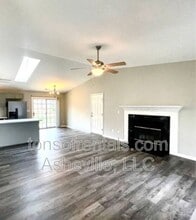307 Springfield Ct in Fletcher, NC - Building Photo - Building Photo