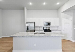 735 Staglin St in Buda, TX - Building Photo - Building Photo