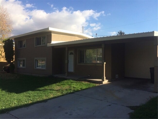 property at 1075 860 N