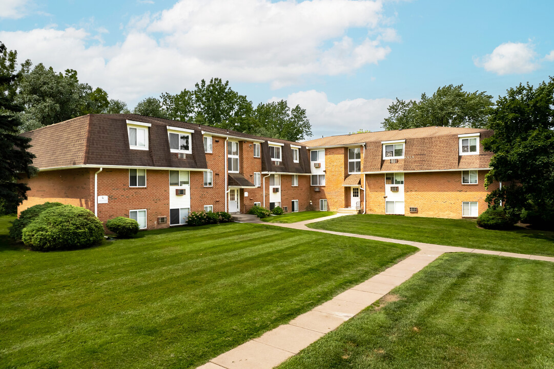 Willowbrooke Apartments & Townhomes in Brockport, NY - Foto de edificio