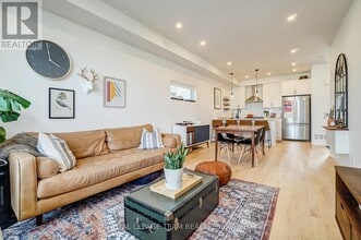 125 Carruthers Ave in Ottawa, ON - Building Photo - Building Photo