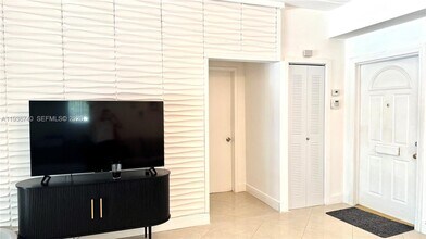 1611 71st St in Miami Beach, FL - Building Photo - Building Photo