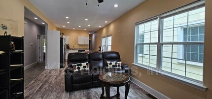 3117 Argonne Ave in Norfolk, VA - Building Photo - Building Photo
