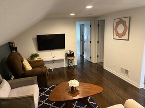 115 16th St NE in Rochester, MN - Foto de edificio - Building Photo