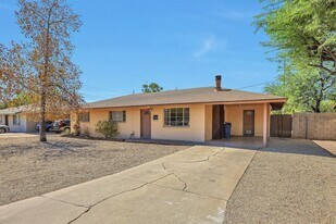 727 E Vista Del Cerro Dr in Tempe, AZ - Building Photo