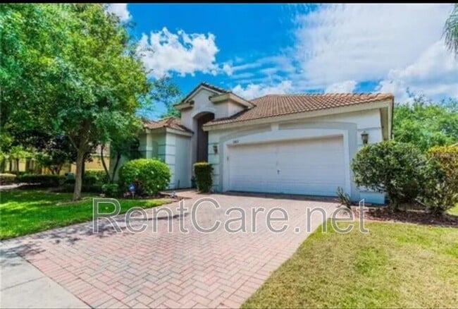 property at 1363 Glenwick Dr