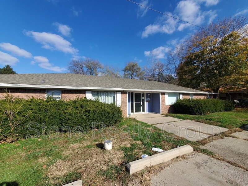 3792 E Beulah Ave in North Terre Haute, IN - Building Photo
